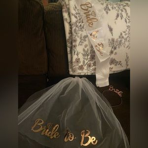 “Bride to Be” accessories set💍👰🏼‍♀️